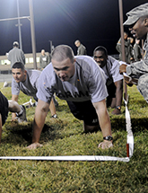 Image of soldiers doing push-ups